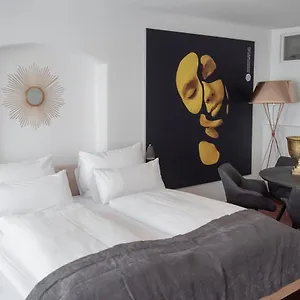 2* Hotel Ana Living Center By Arthotel Ana - Self-service-hotel